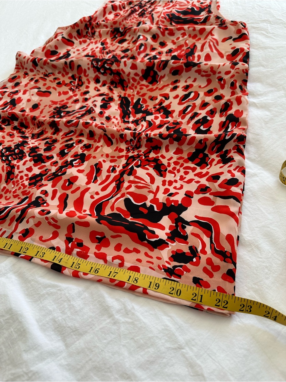 H&M Coral and Beige Patterned Dress, size 10 - Picture 8 of 12